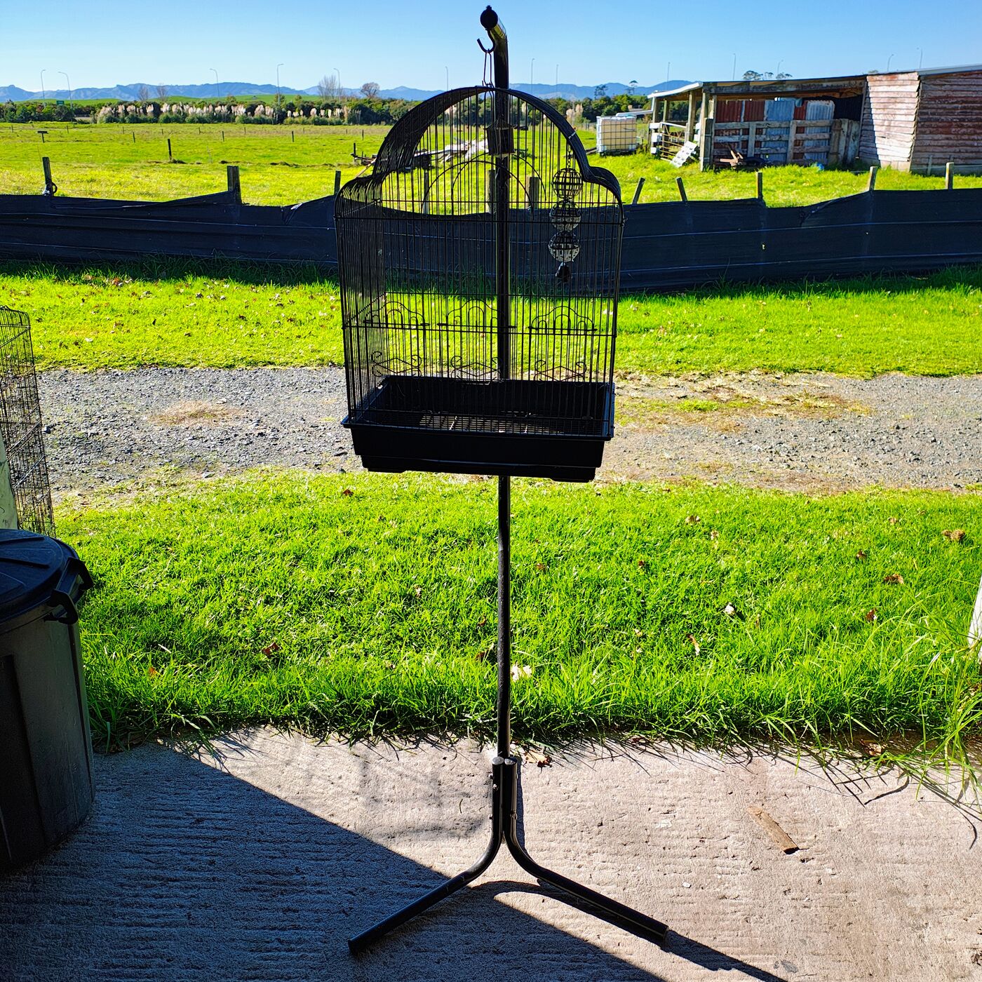 Click to enlarge Small Bird Cage + Stand