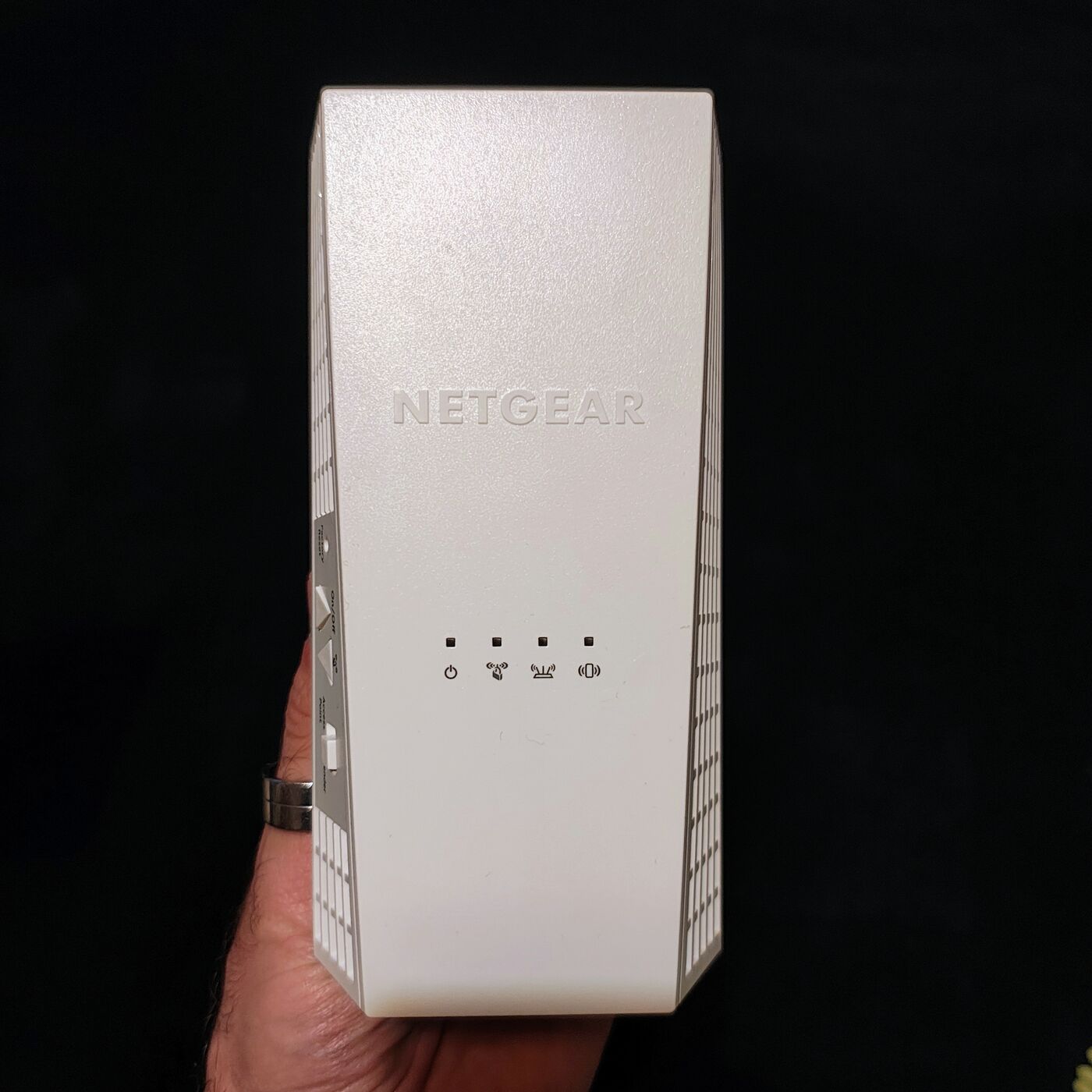 Netgear AC1900 Wi-Fi Range Extender (EX6400)