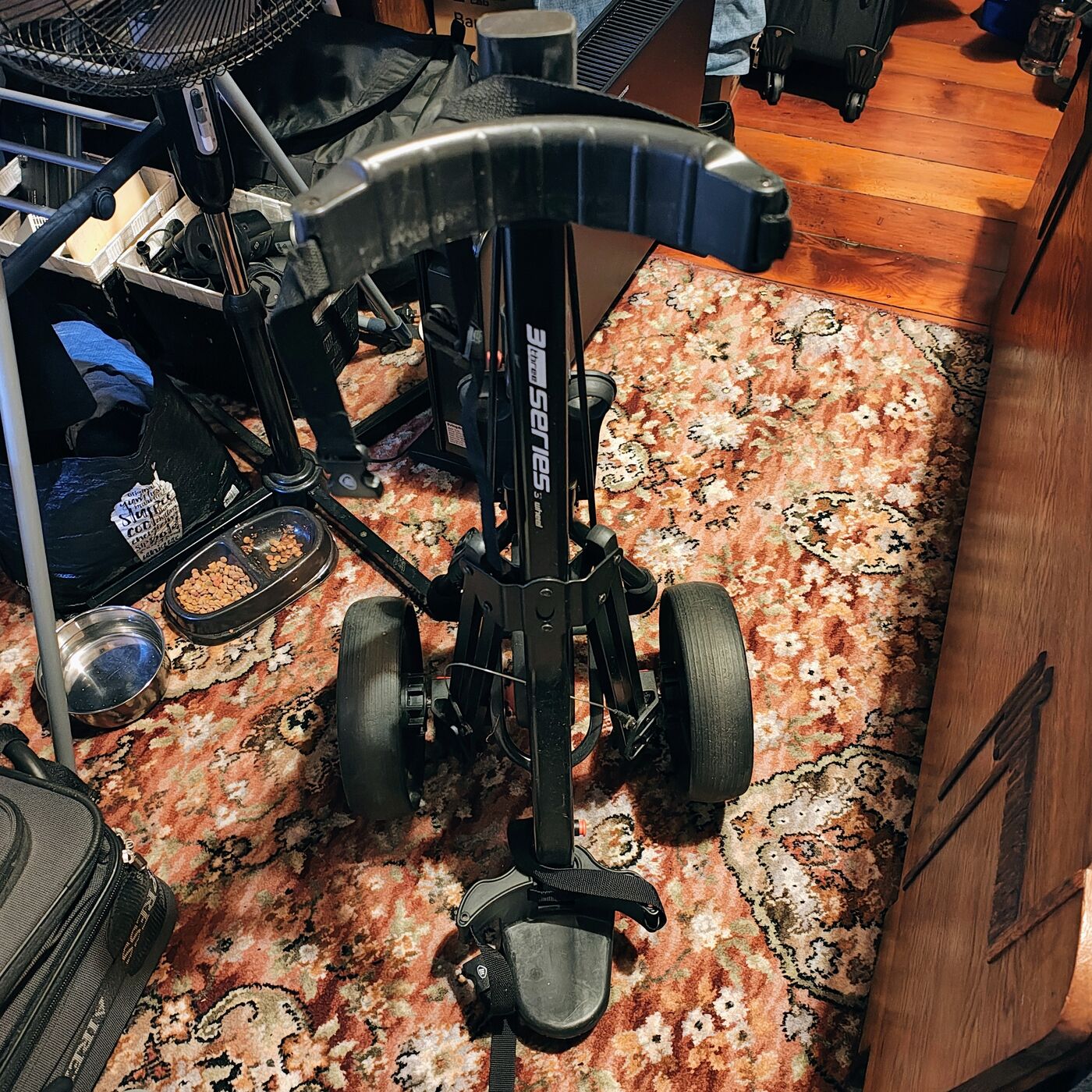 Masters 3 Series 2-Wheel Golf Trundler