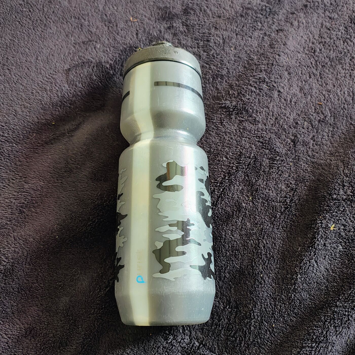 Lululemon Purist Cycling Water Bottle — Camo White/Black